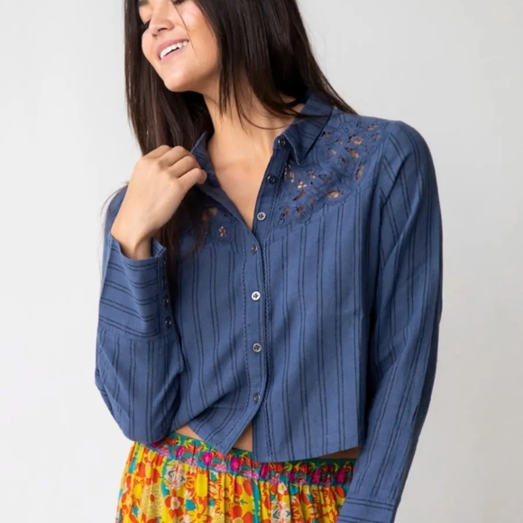 NATURAL LIFE ANA Lace Button DOWN Top Size Large - Picture 2 of 8